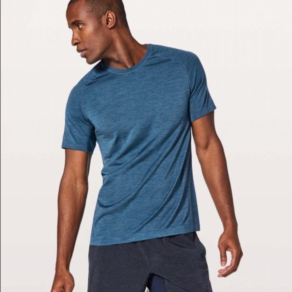 Lululemon Metal Vent Tech Short Sleeve
